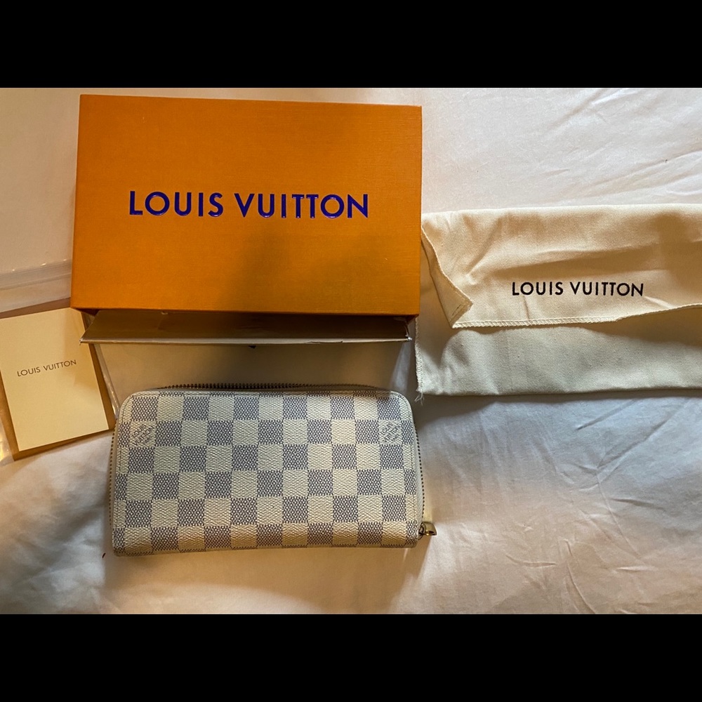 Louis Vuitton Wallet